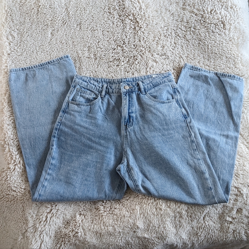 Straight Leg Light Wash Jeans